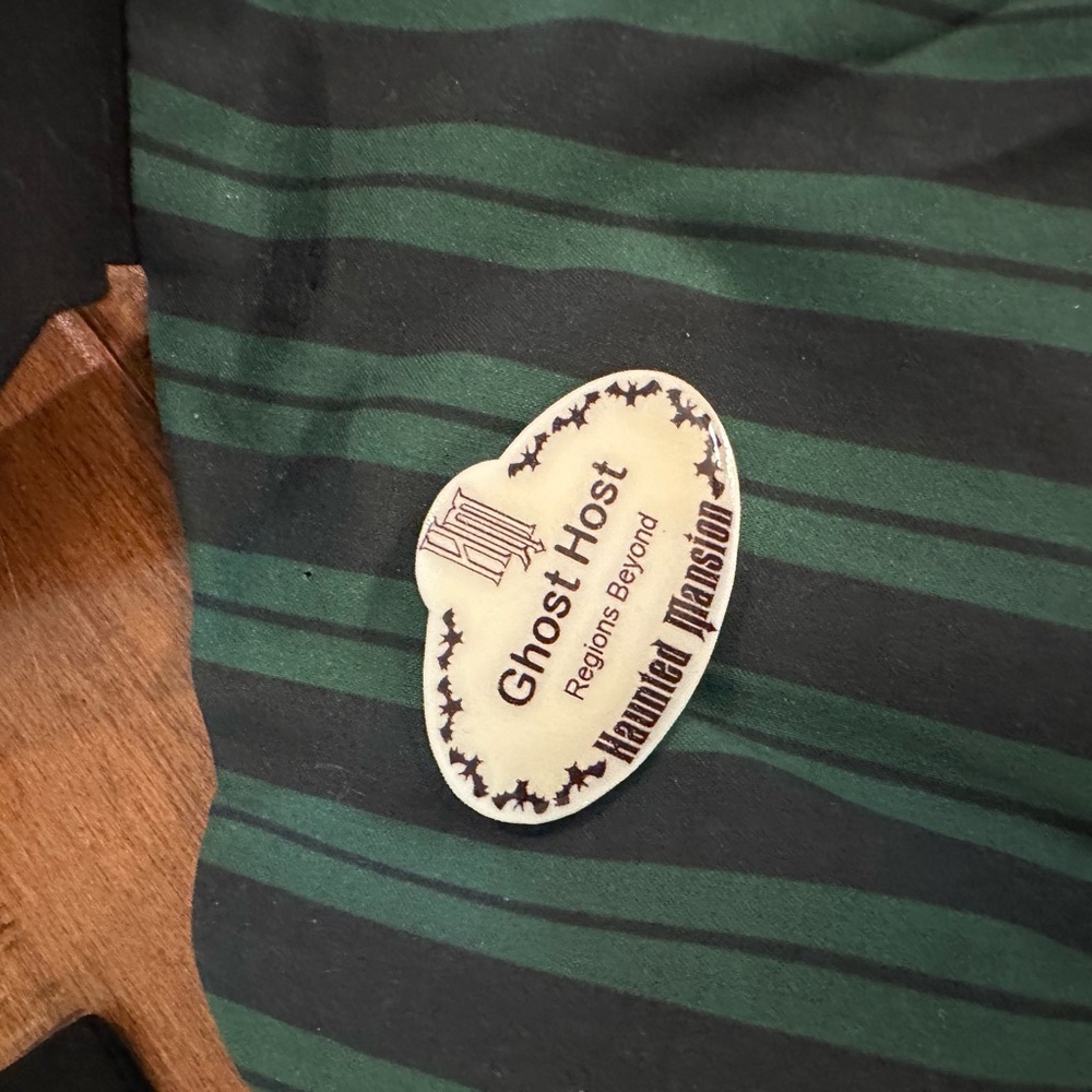 Haunted Mansion Apron Costume - Picture 3 of 8